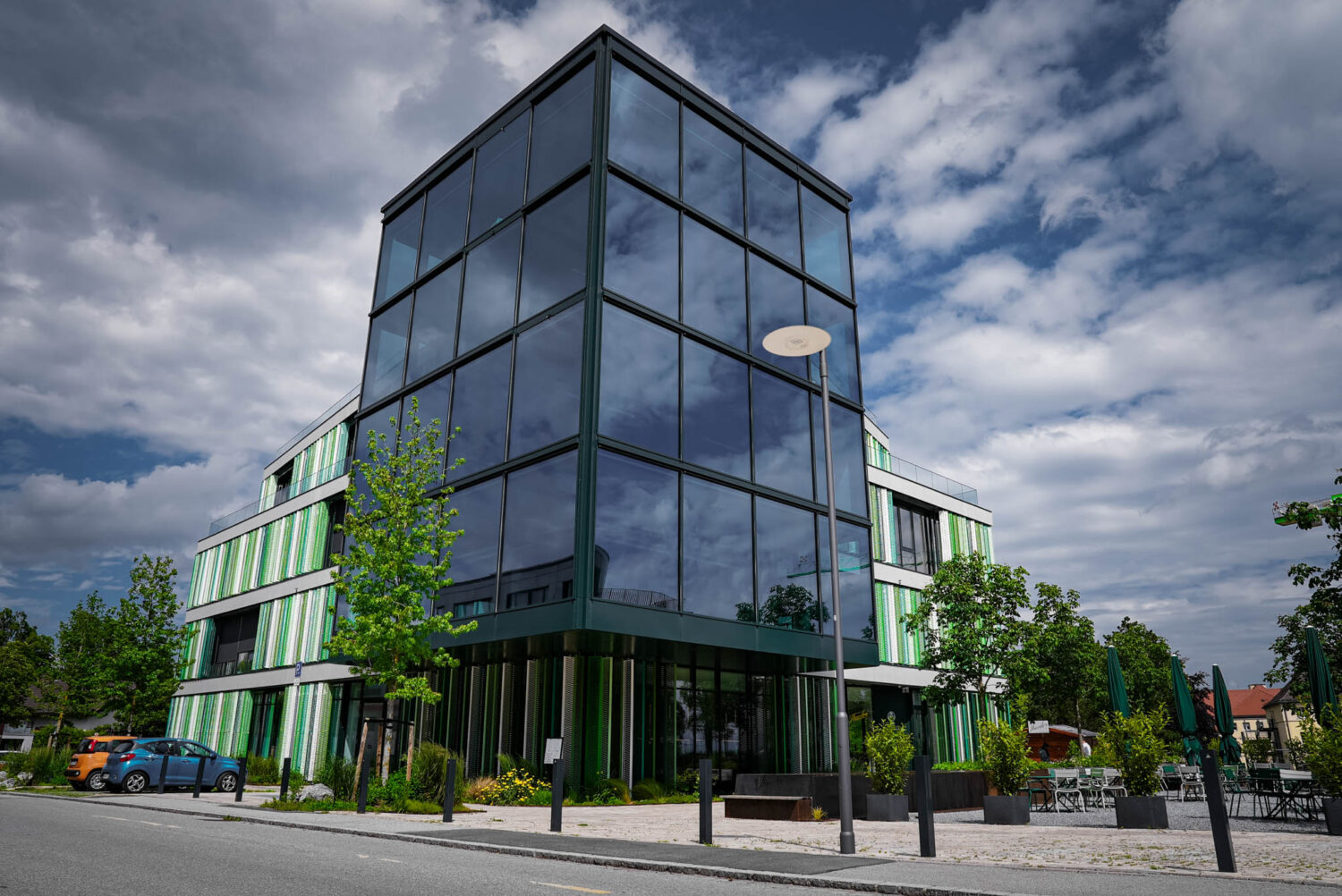 Lobster_Tutzing_Office